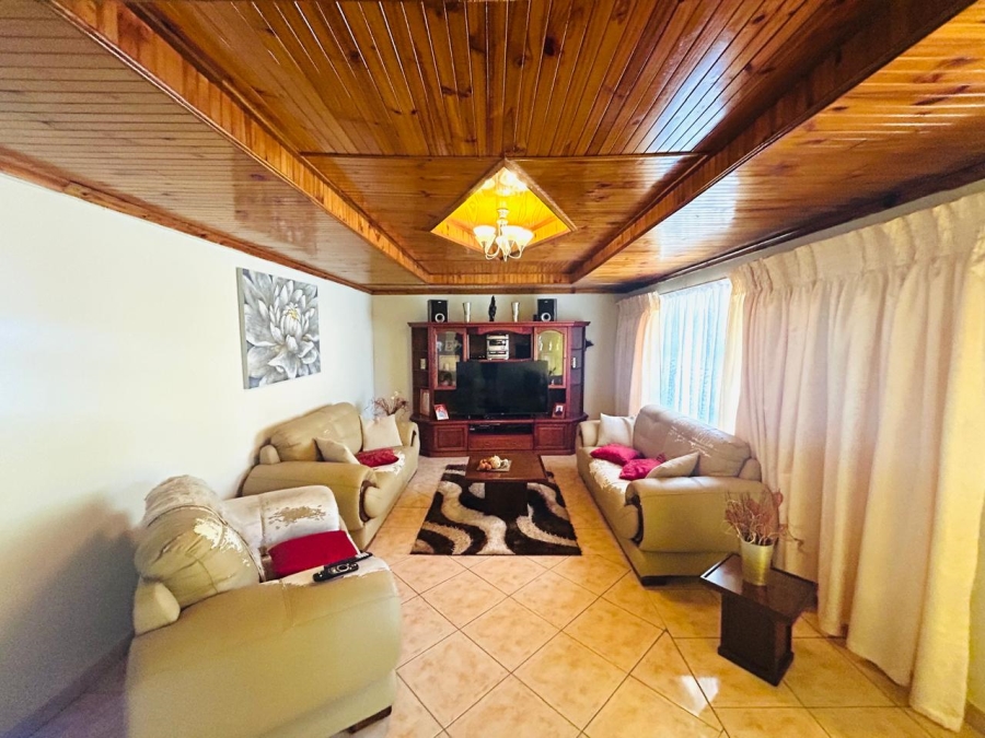 3 Bedroom Property for Sale in Mdantsane Nu 16 Eastern Cape